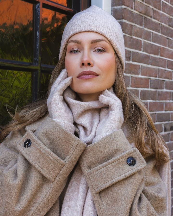 Bilbao Knitted Gloves Sand