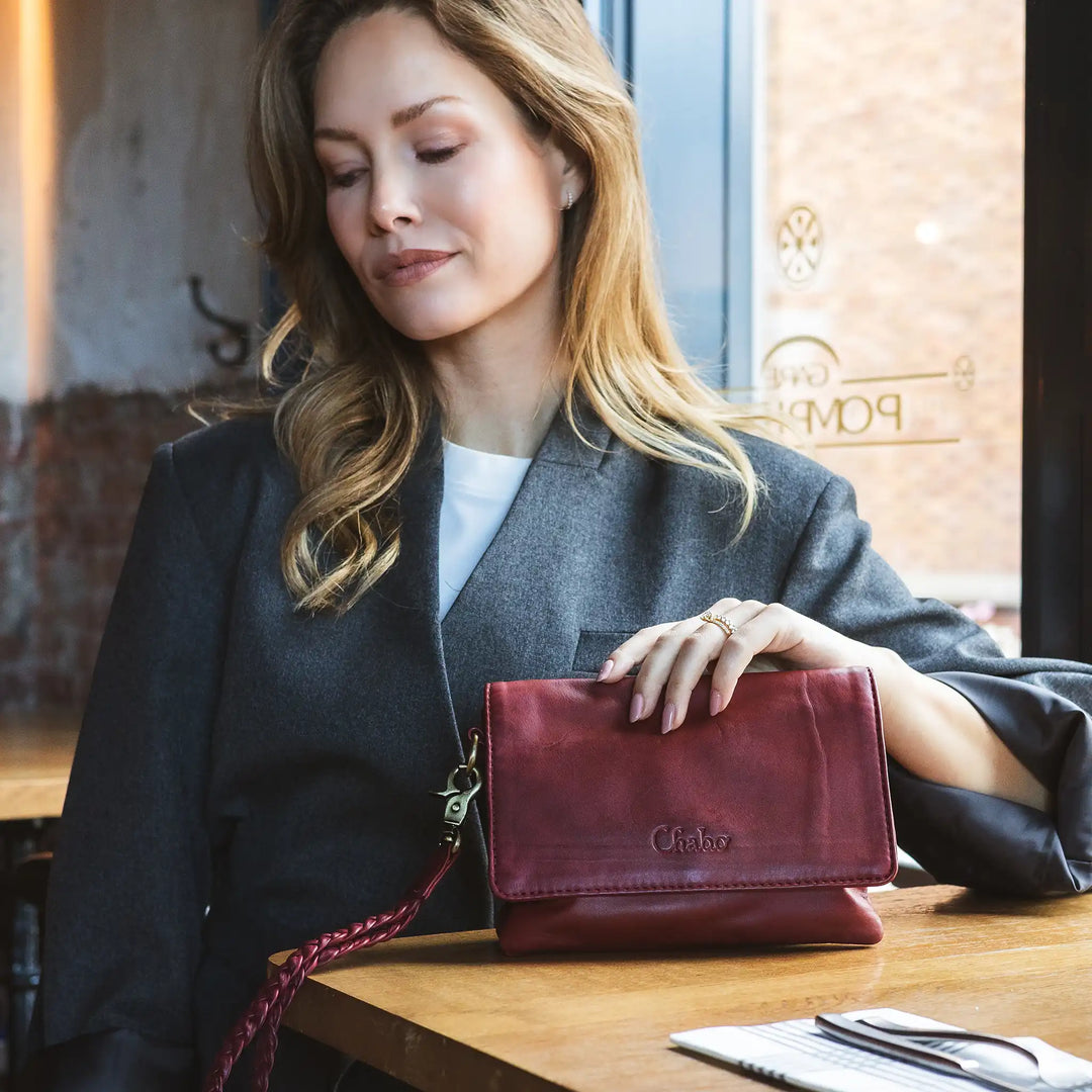 Borneo Style Warm Red